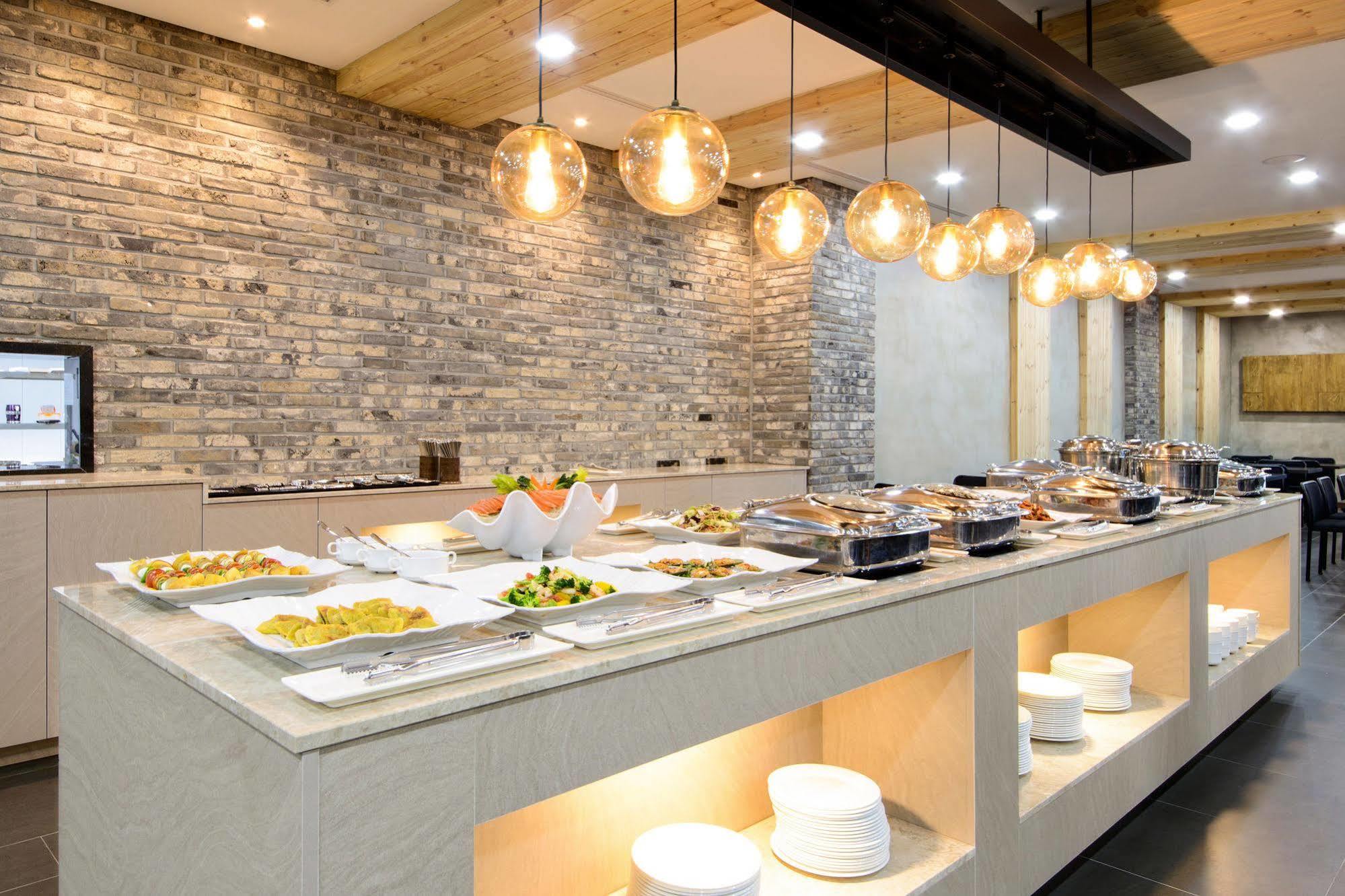 Benikea Premier Hotel Yeouido Séoul Extérieur photo